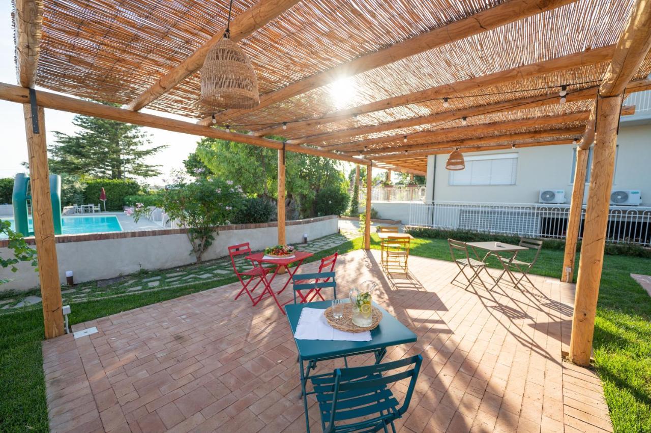 Penzion Le Bisceglie Albanella Exteriér fotografie